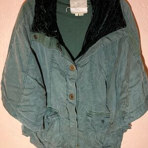 Hei Hei Green Utility Jacket with Wide Collar, Velvet Details, and Relaxed Fit